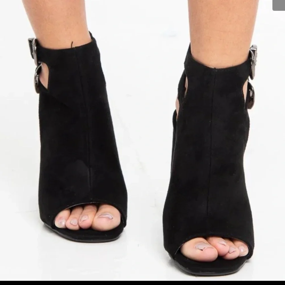 Black Faux Suede Peep Toe Block Heel Boots with buckle detailing Size 6 - Picture 8 of 15